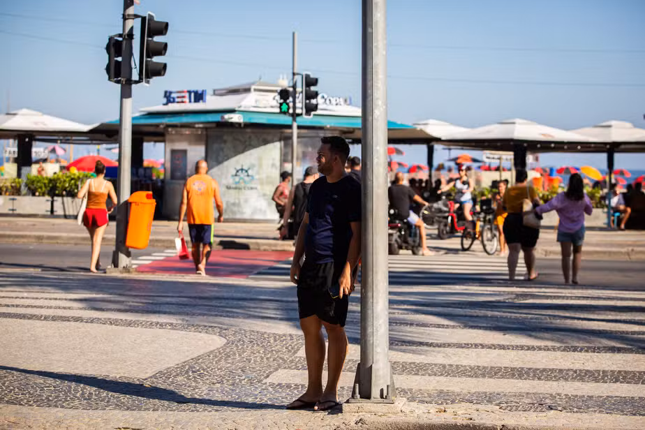 113388073-rio-de-janeiro-rj-26-12-2025-calor-no-rio-de-janeiro-dias-quentes-de-verao-no-rio-f-2-