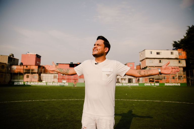 71fa6616-3cf8-4a1a-9f12-49878043da6b