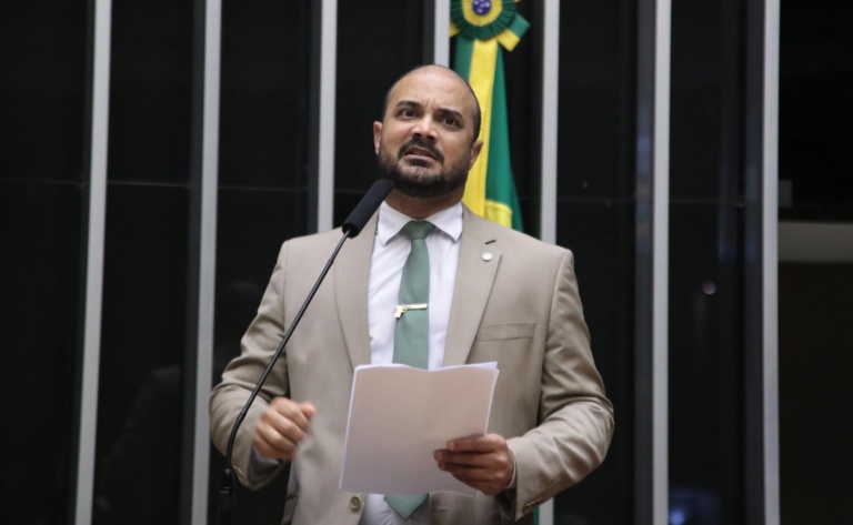 Imagem do WhatsApp de 2025-05-05 à(s) 12.15.51_044a7687