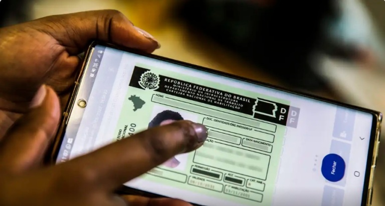 7613af89-7220-4066-9e28-826a264802a5-02