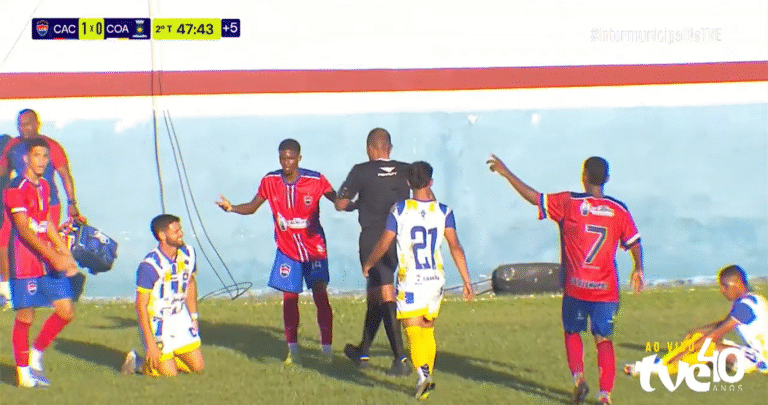 Cachoeira quebra sequência de vitórias de Coarac (TVE-BA)