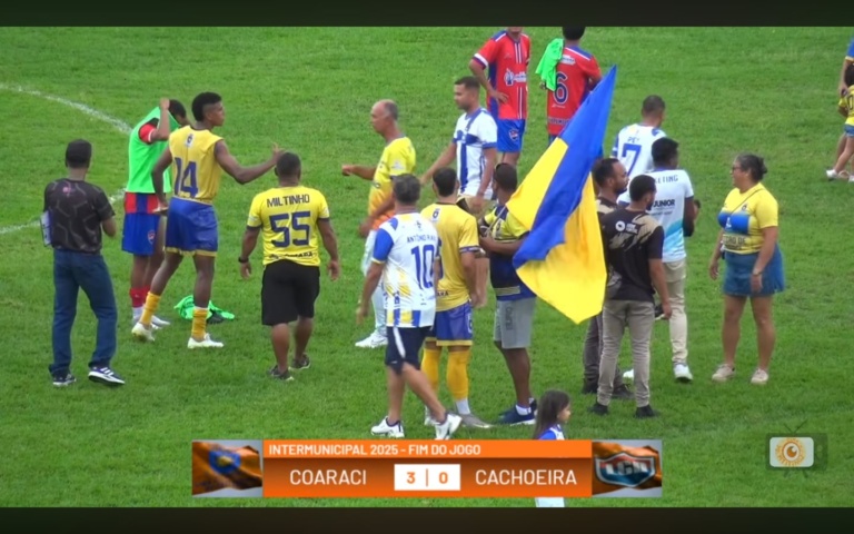 Coaraci comemora classificação para a decisão do Intermunicipal (Olha a Pititinga!)