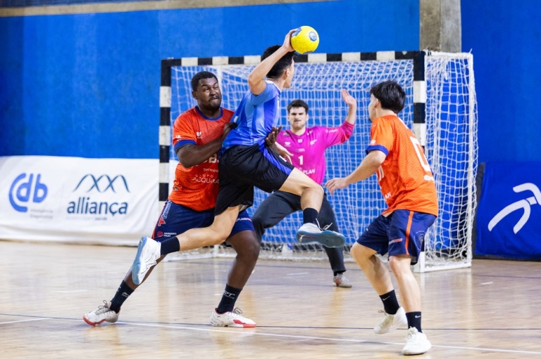 e7e59261-c834-4386-a795-24709013ec99